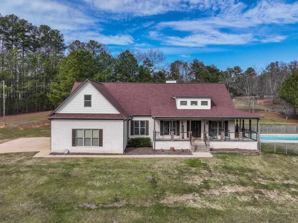 230 Country Club Rd, Pell City, AL 35125