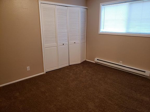 5th image of 3506 NE 95th St #404