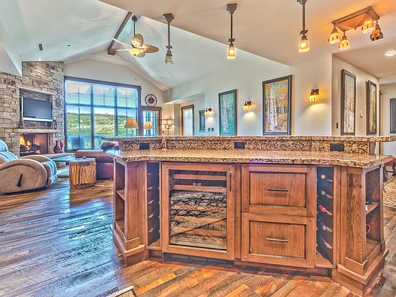 5th image of 8886 Empire Club Dr #405
