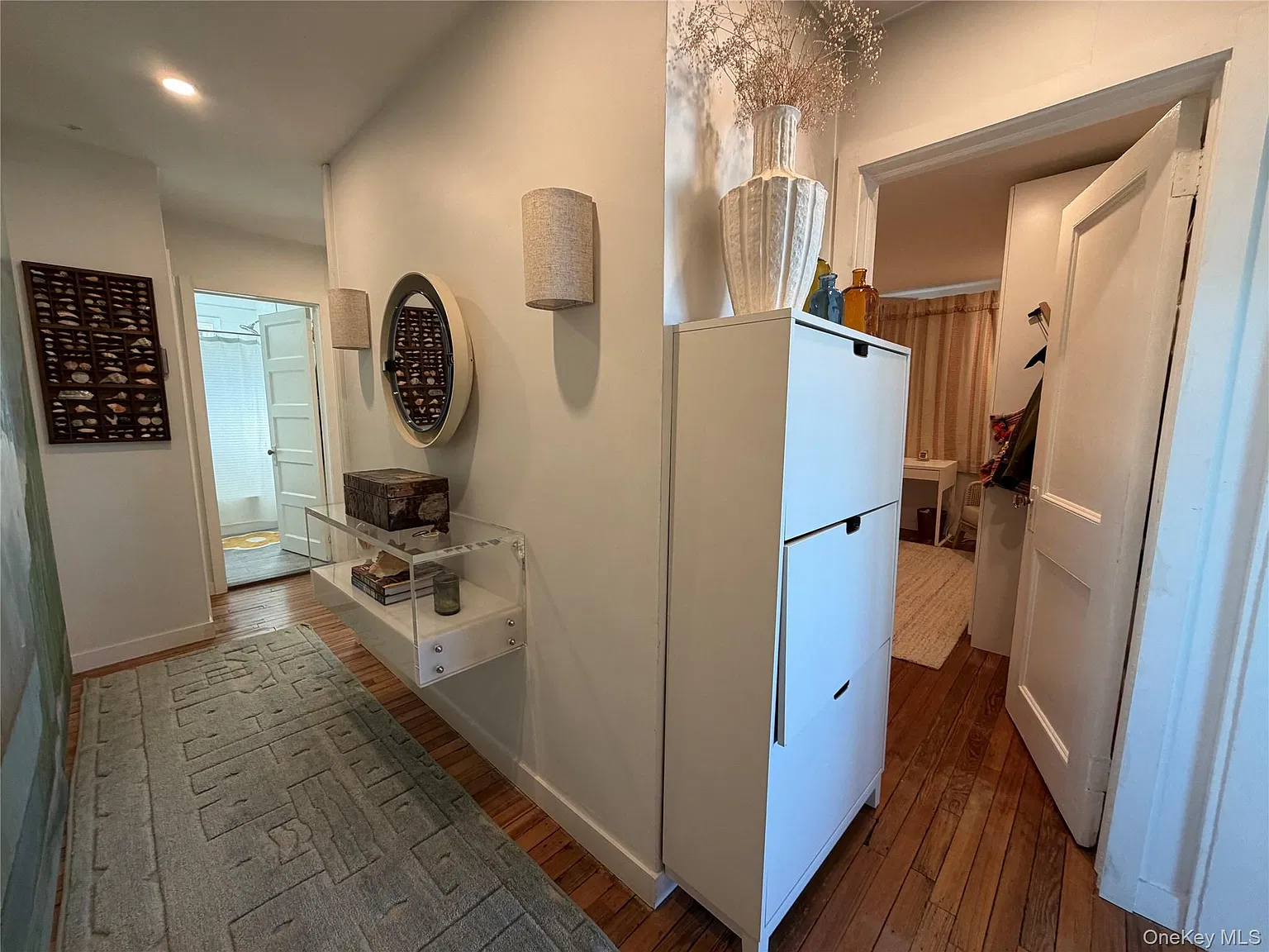 1 bed, 1.0 bath, 700 sqft, $2,850 — Photo 2
