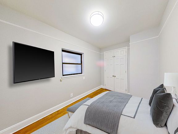 2nd image of 322 E 61st St APT 3B