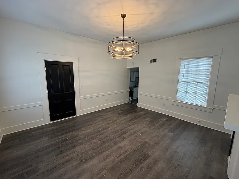 129 Ross Ave #4 — Photo 8