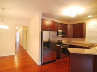 822 W 34th Pl #1, Chicago, IL 60608