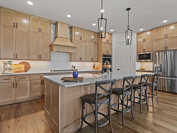 3rd image of 21903 Glasswing Drive