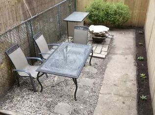 315 E 92nd St APT 1E, New York, NY 10128