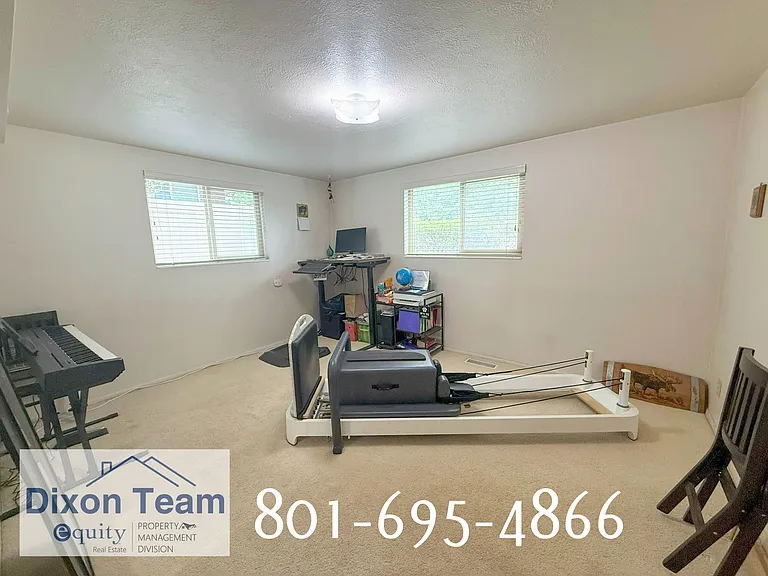1230 Douglas St — Photo 15