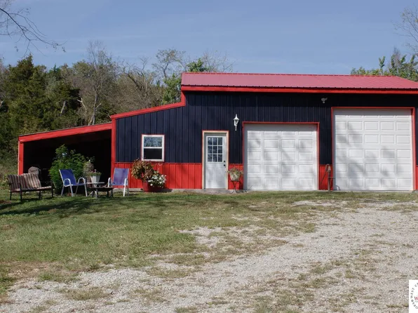 32355 Bugger Town Rd, Sedalia, MO 65301