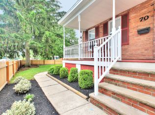 70 Redwood Ave, Edison, NJ 08817