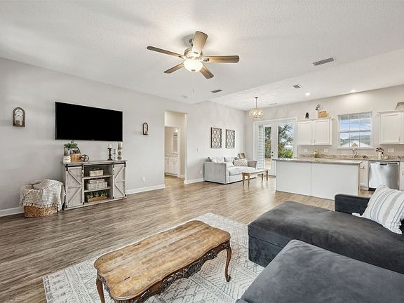 2nd image of 96718 Blackrock Rd