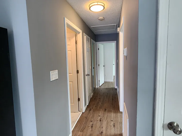 810 E Bragg St #D — Photo 5