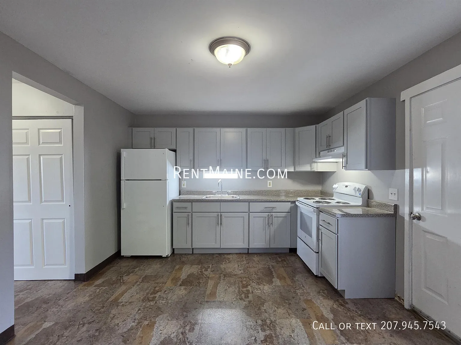 2 bed, 900 sqft, $2,248 — Photo 2