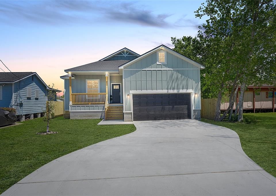 1st image of 2111 Avenue I
