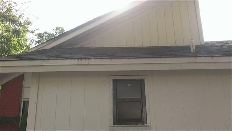 2nd image of 2599 Bridle Dr