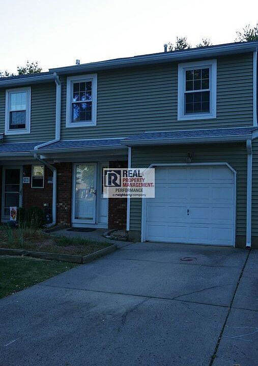 1st image of 59 Oak Ln