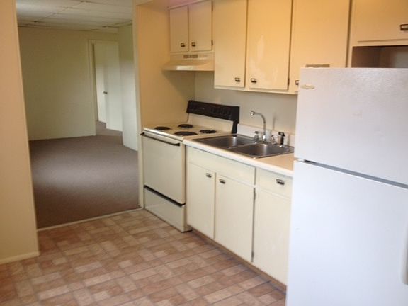 Kitchen, view 2