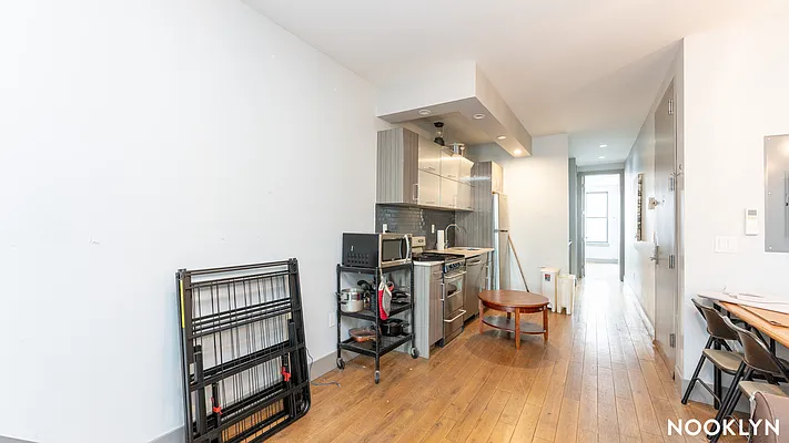 Rented by Nooklyn NYC LLC | media 4