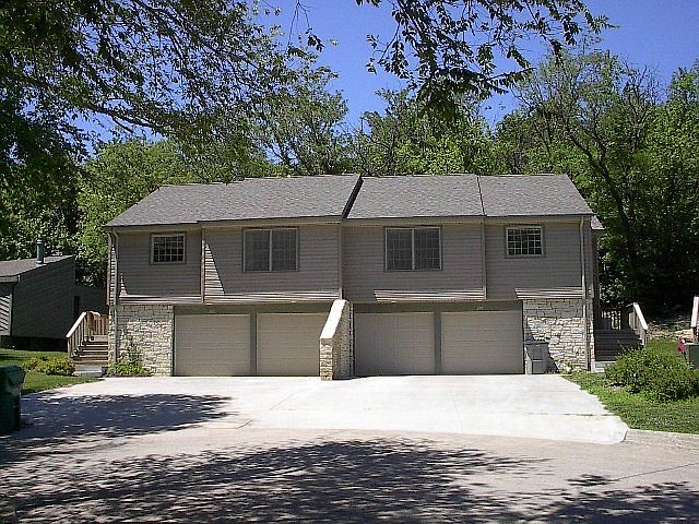 1st image of 203 Brush Creek Ln