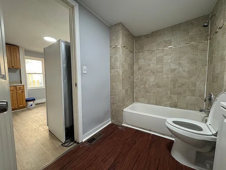 86 Wolcott St #R1 — Photo 6