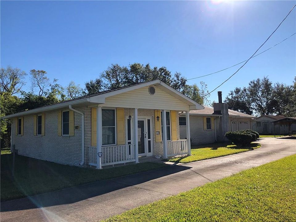 1st image of 107 Leroy Dr