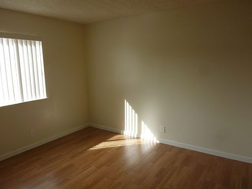 5th image of 4963 Campbell Ave APT 10