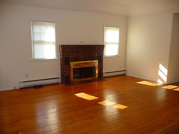 2nd image of 51 Brightwaters Dr