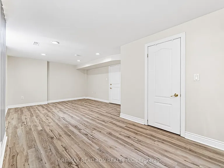 454 Donlands Ave #R2 — Photo 14