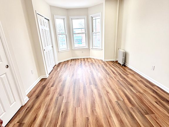 3rd image of 284 Kearny Ave APT 1