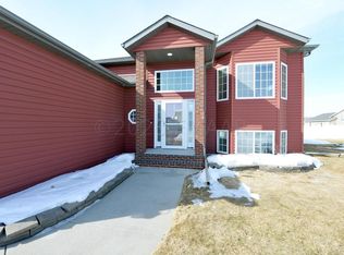 4439 48th St S, Fargo, ND 58104