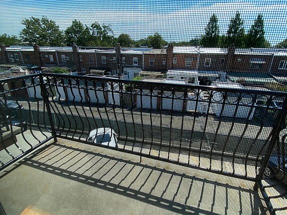 3rd image of 270 Bay 11th St #2