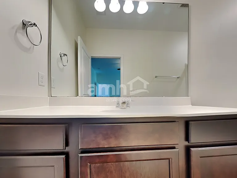 132 Orion Way — Photo 9