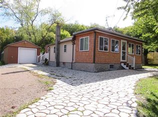 9913 Francis Rd, East Bethany, NY 14054