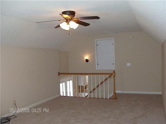 4th image of 318 Kirtley Ct