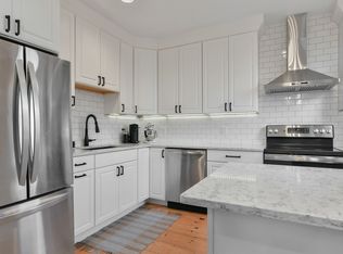 16 Park St #2, Boston, MA 02129