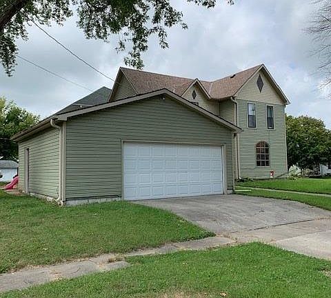 5th image of 812 Iowa Ave