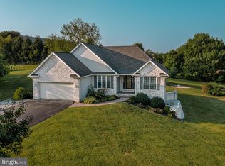 70 Kent Ct, Martinsburg, WV 25403