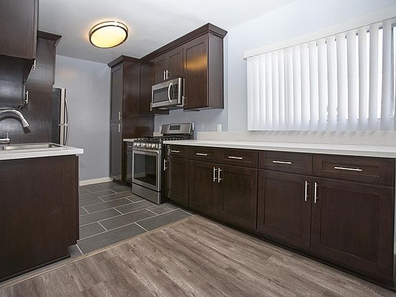 2nd image of 1507 Berkeley St APT 7
