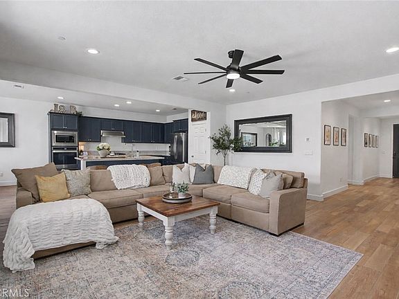 4th image of 13195 Ridgewood Way