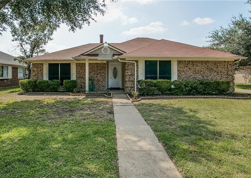1st image of 102 Alder Dr