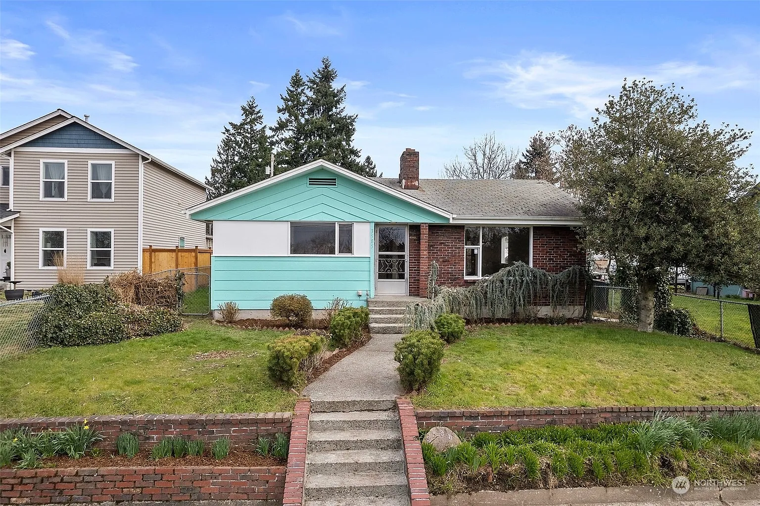 3585 E E Street photo 1