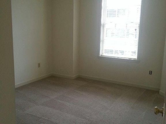 5th image of 1700 21st Ave S APT 200