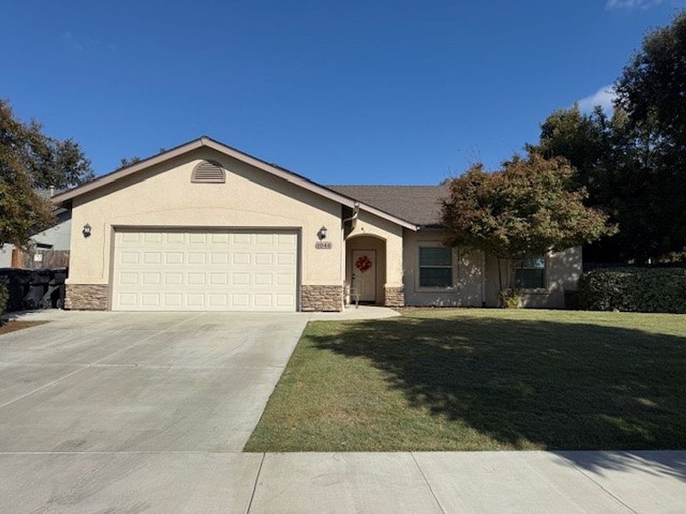 1st image of 1046 E Margalo Ct