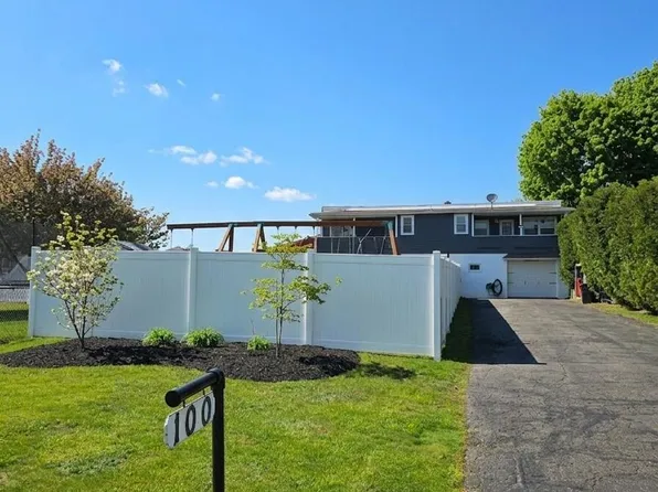100 Regal St, Hanover Township, PA 18706