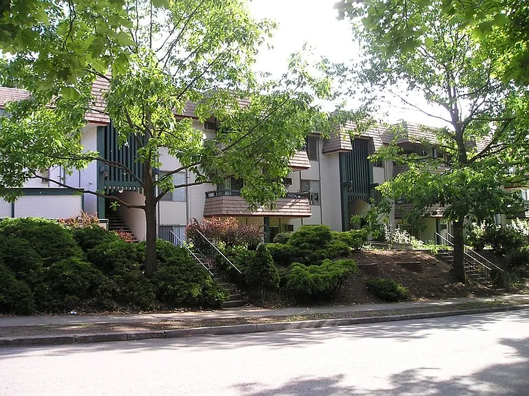 1611 W. 6th Ave — Photo 26