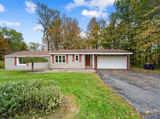 3694 Oxford Rd, New Hartford, NY 13413