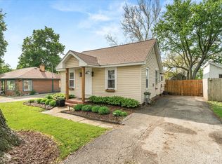 208 Oak St, Big Rock, IL 60511