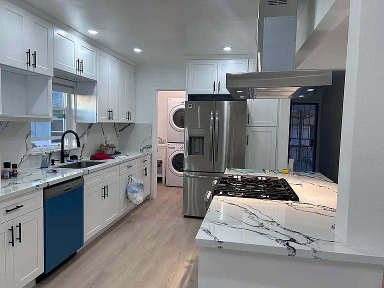 Atwood Pl — Photo 6