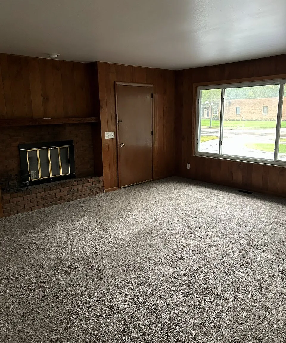 2 bed, 1100 sqft, $1,600 — Photo 2