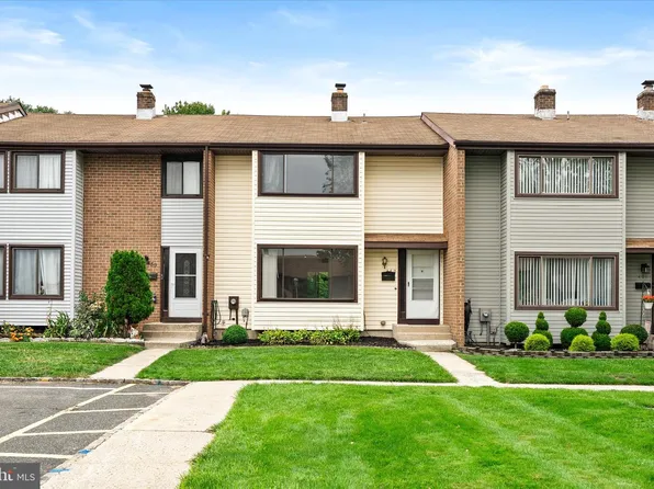460 Fairfield Rd, Hightstown, NJ 08520