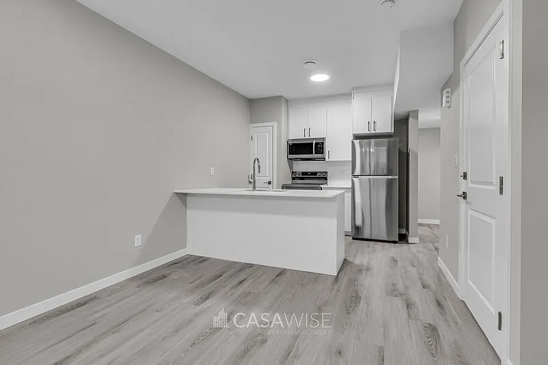 6218 Hampton Gray Ave NW #BASEMENT
