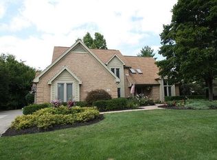 695 Crossing Crk S, Columbus, OH